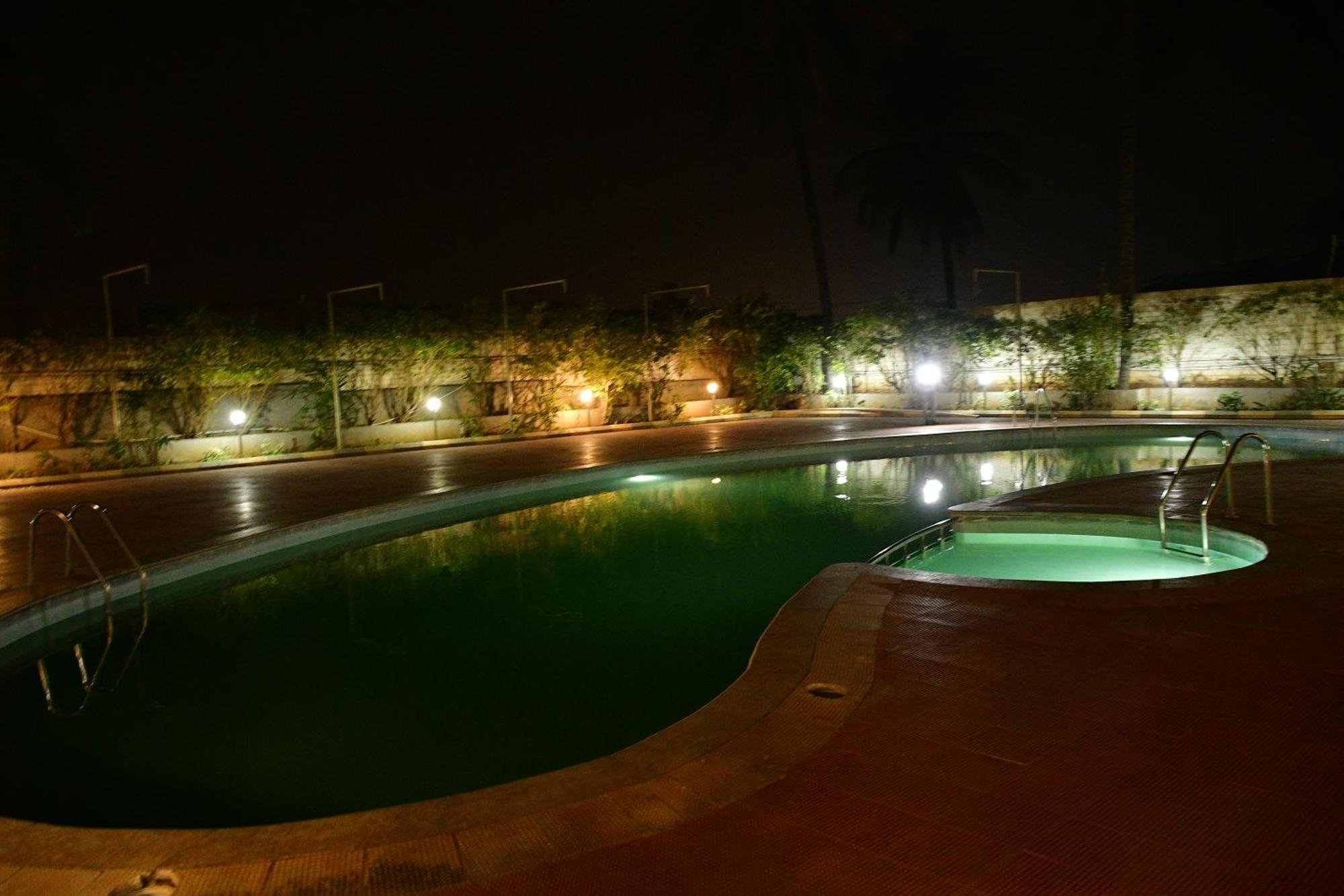 Nijaguna Resorts Chāmrājnagar Bagian luar foto